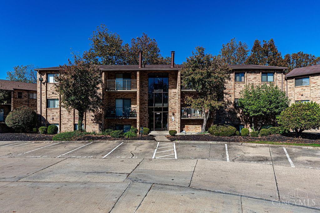 7240 Creekview Drive #VIII-B-1 - 5