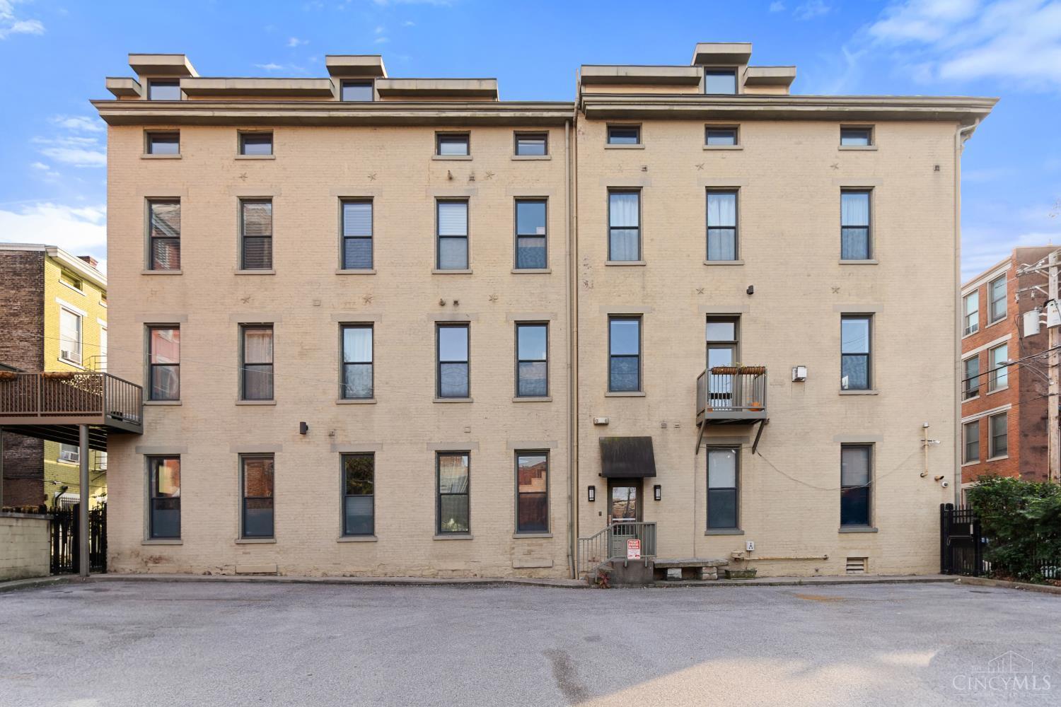 1222 Republic Street #7 - 5
