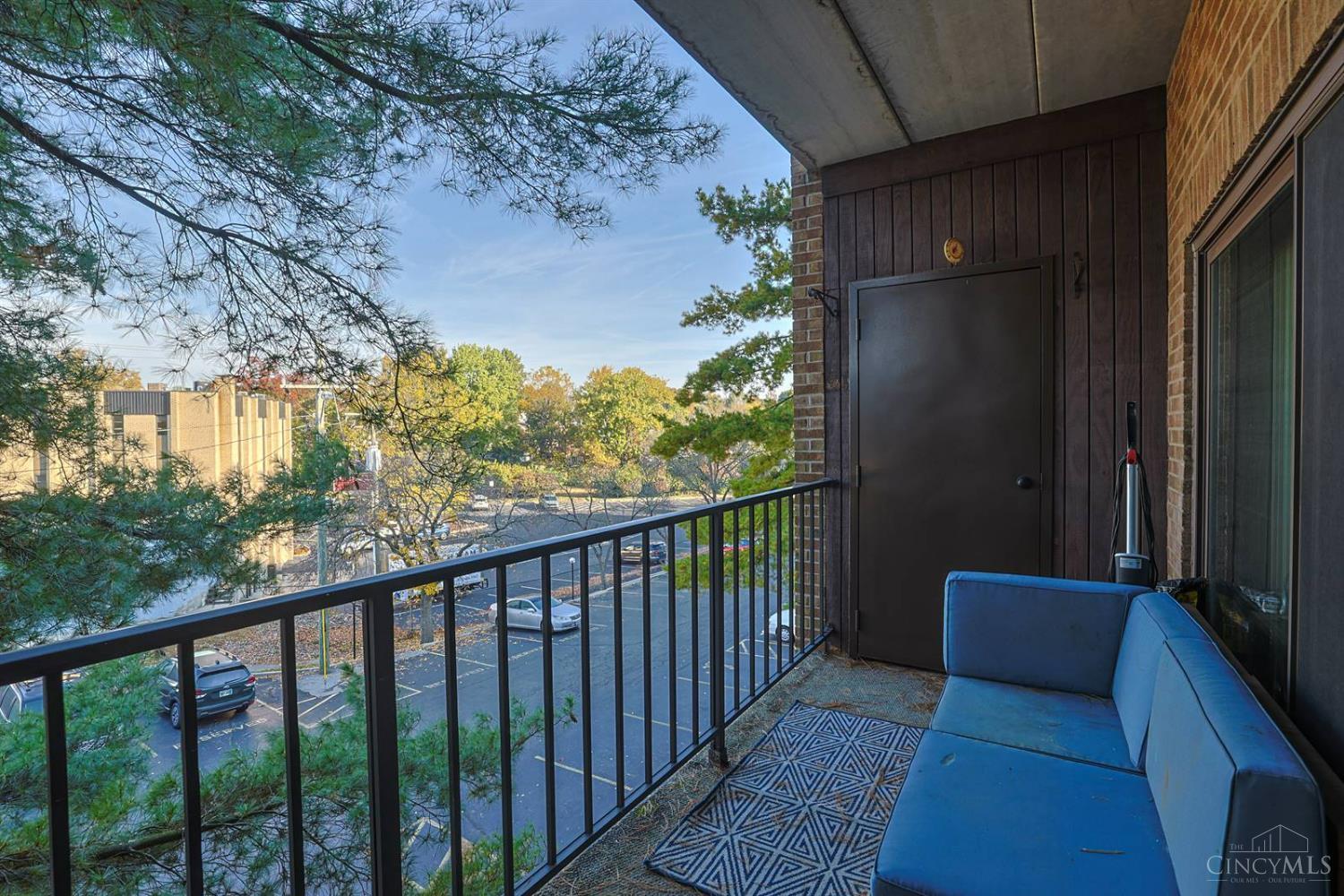 3004 Glenmore Avenue #203 - 5