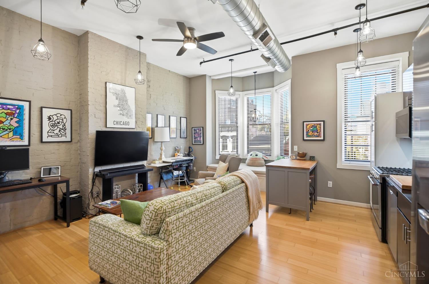 1202 Main Street #6 - Main