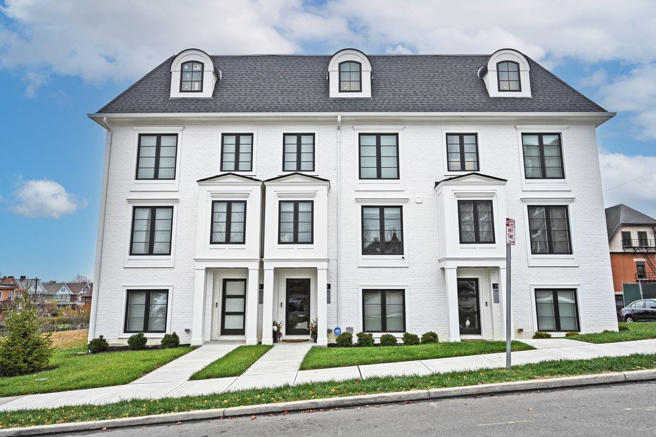 Exterior view of Bigelow Place Condominiums condominiums in Uptown (Clifton, Mt. Auburn, & N. Avondale), Cincinnati