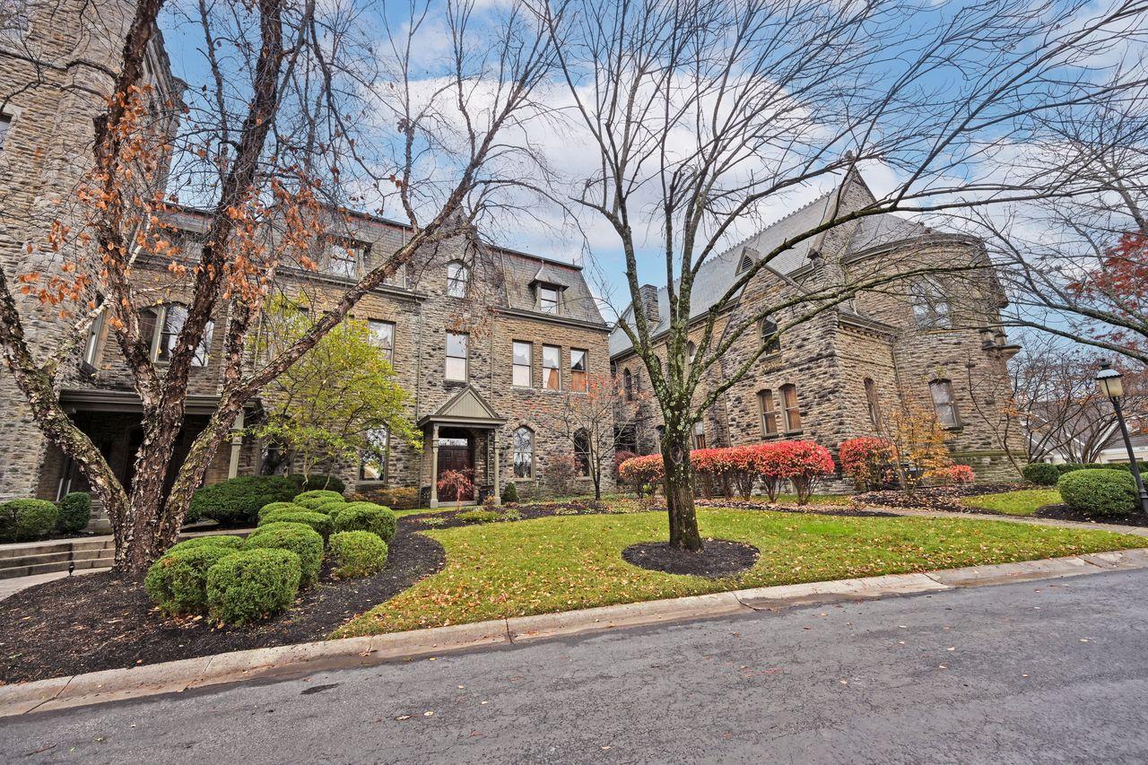Exterior view of The Windings in Clifton condominiums in Uptown (Clifton, Mt. Auburn, & N. Avondale), Cincinnati